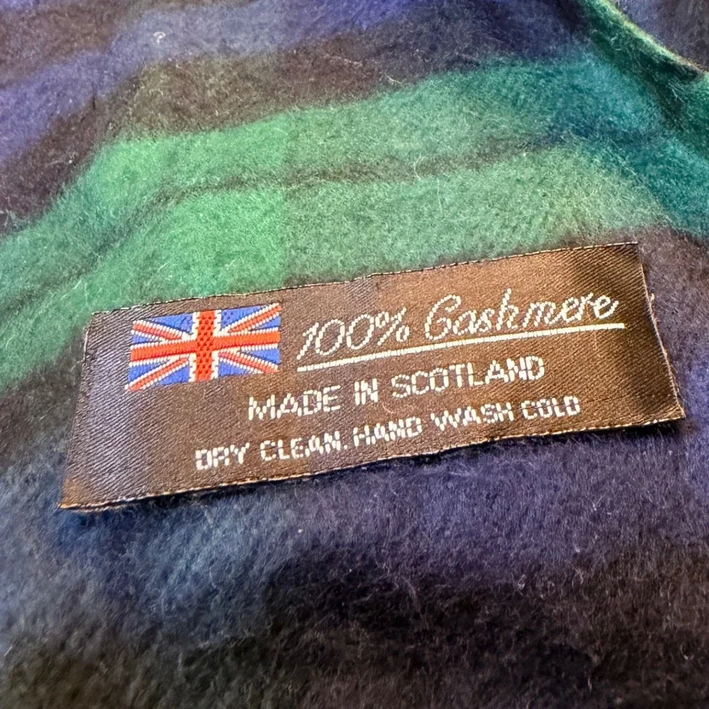 100% Cashmere Black Watch Plaid Scarf Made in Scotland Fringe